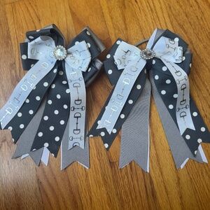 Bejeweled Equestrian Hair bows